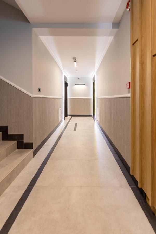 Leeloo Aparthotel Człuchów Exterior foto