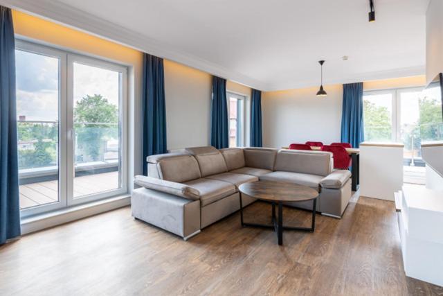 Leeloo Aparthotel Człuchów Exterior foto